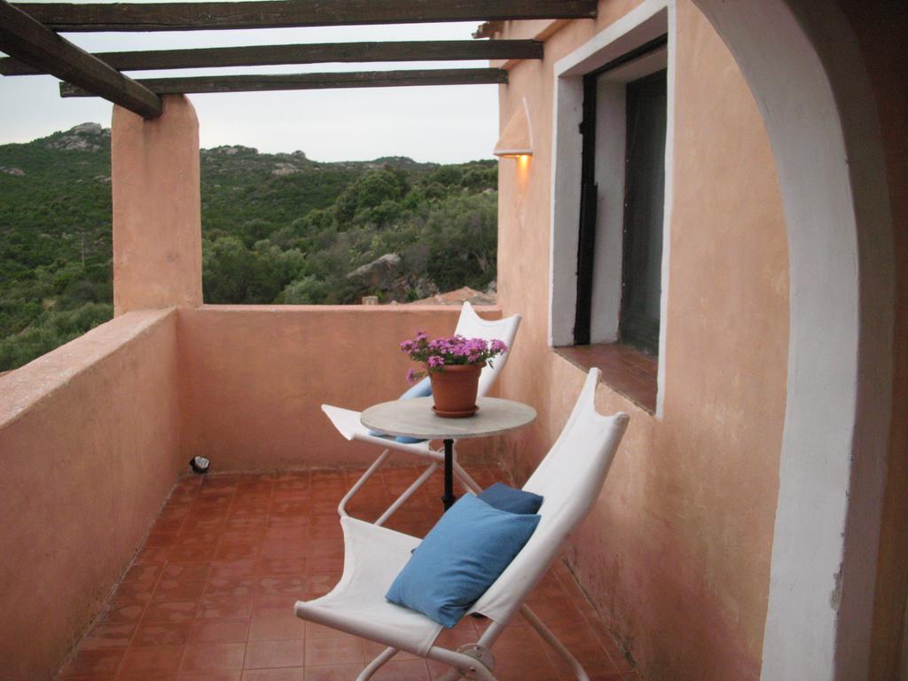 Bilocale Ginestre - Costa Smeralda Abbiadori Exterior photo